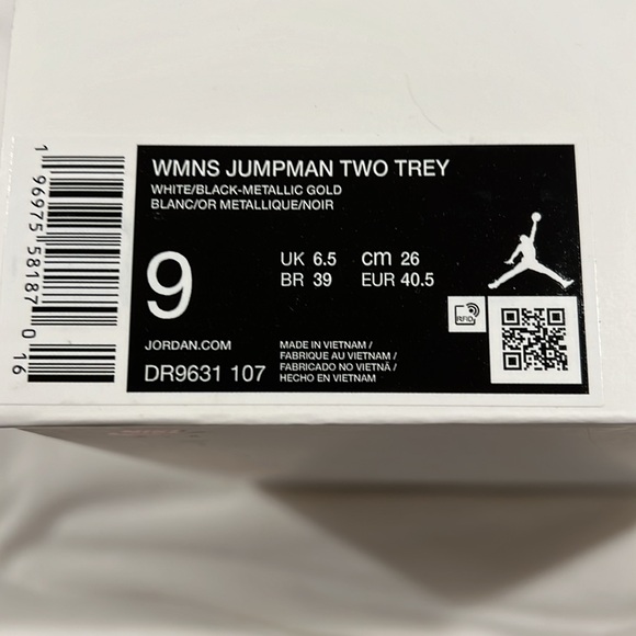 Jordan Jumpman Two Trey, white/gold, Brand new, #DR9631 107 - F12 - Picture 14 of 14